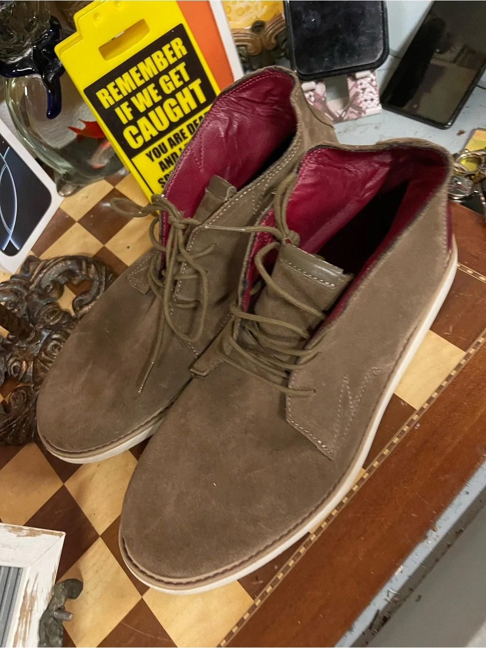 Volcom Del Mesa chukka boots featuring a chestnut brown suede upper